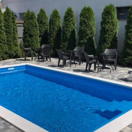 Hotel Brill Orosháza Eksteriør billede