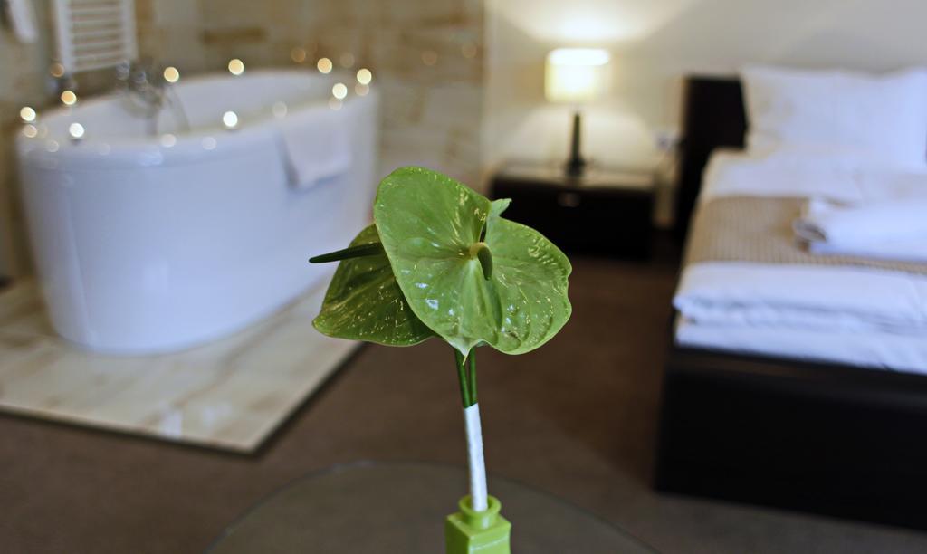 Hotel Brill Orosháza Eksteriør billede